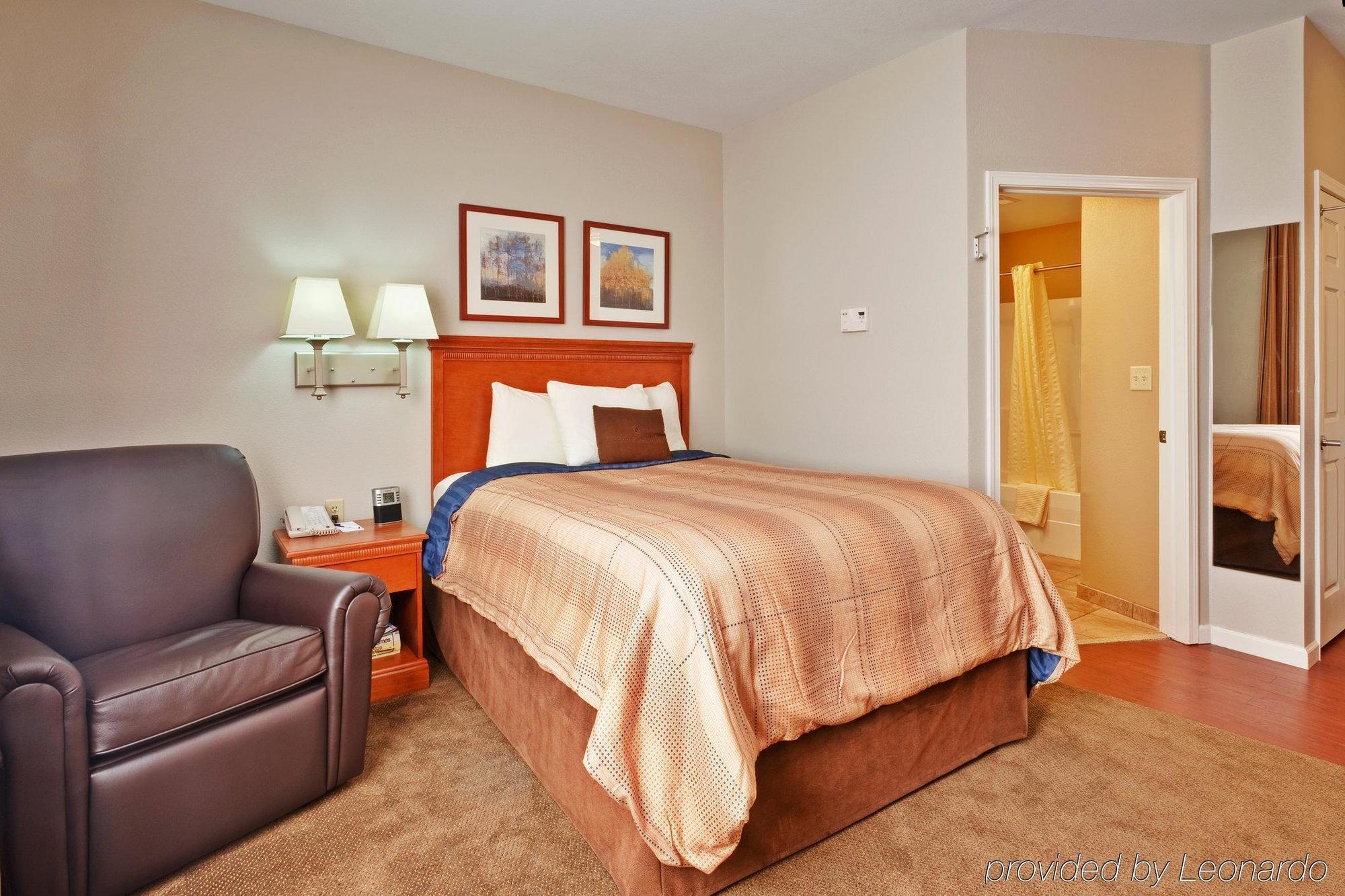 Candlewood Suites Buffalo Amherst, An Ihg Hotel Номер фото